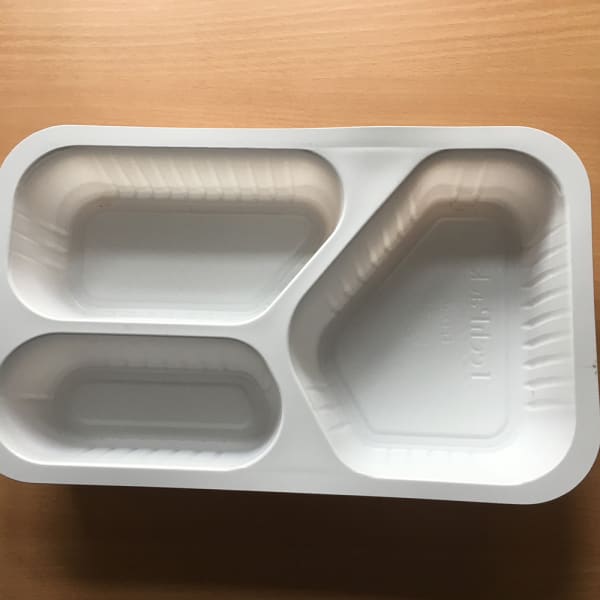 3 rom Middagsbeger 1L hvit