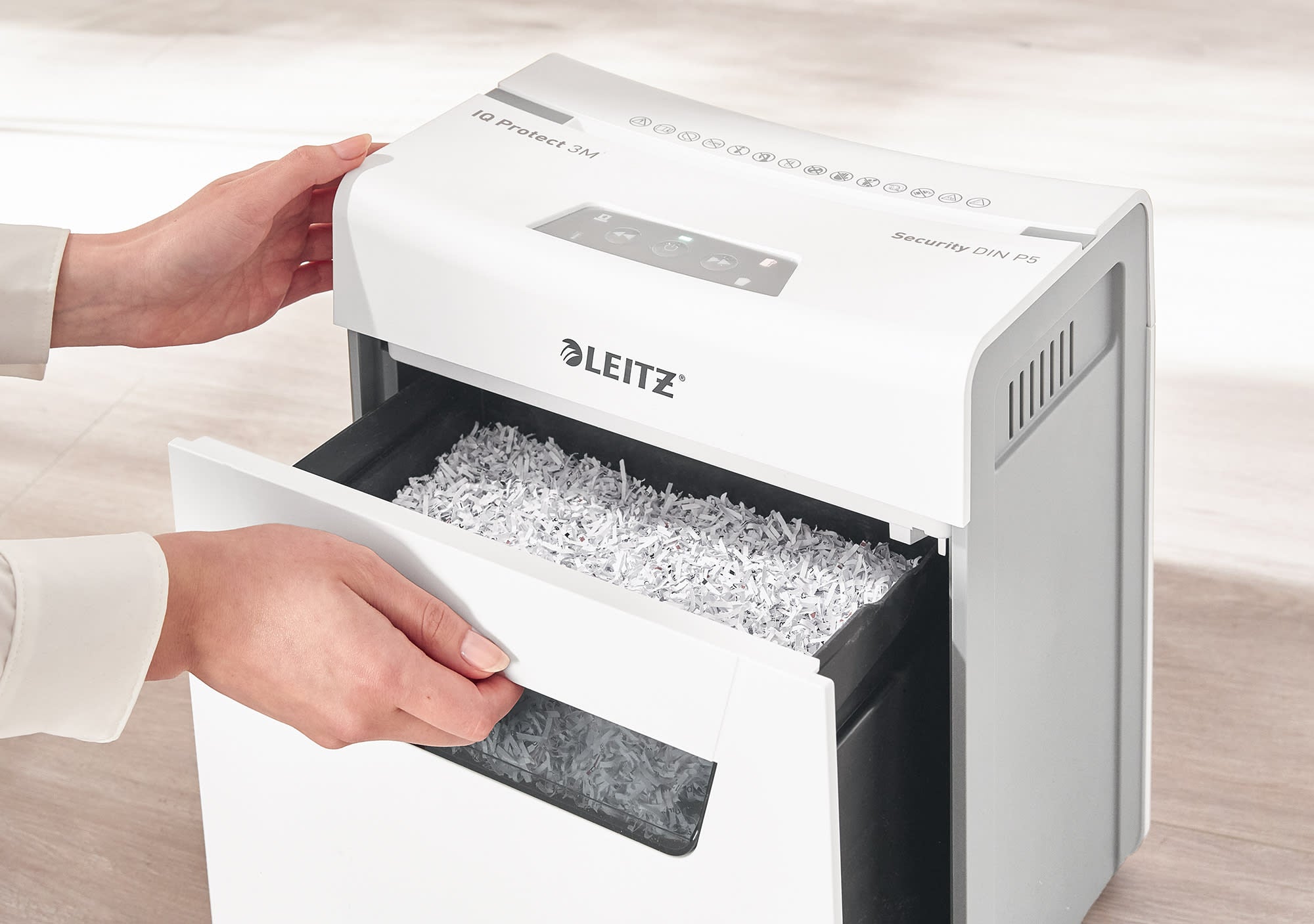 Makuleringsmaskin Leitz IQ Protect 6x P4