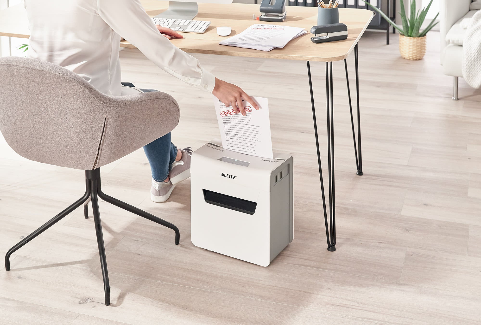 Makuleringsmaskin Leitz IQ Protect 6x P4