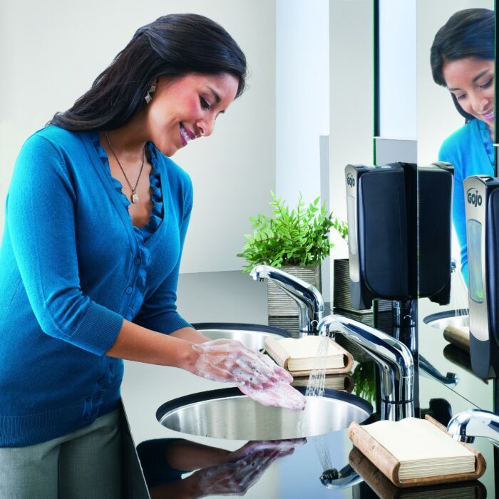 Gojo® ADX-12™ dispenser 1250ml, krom/svart